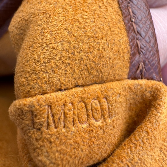 LOUIS VUITTON. Musette PM, COA included. - Picture 5 of 13